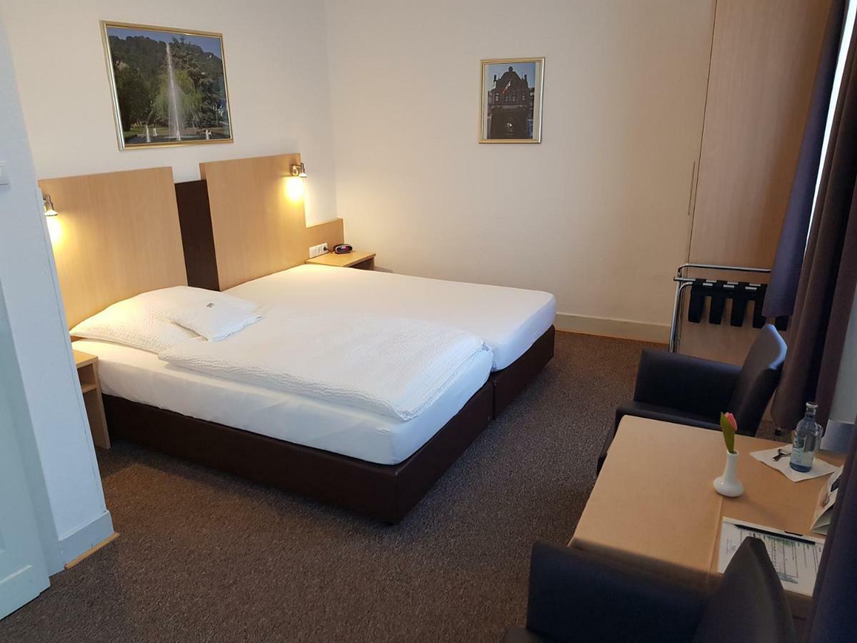 Hotel Zum Anker アンダーナッハ エクステリア 写真